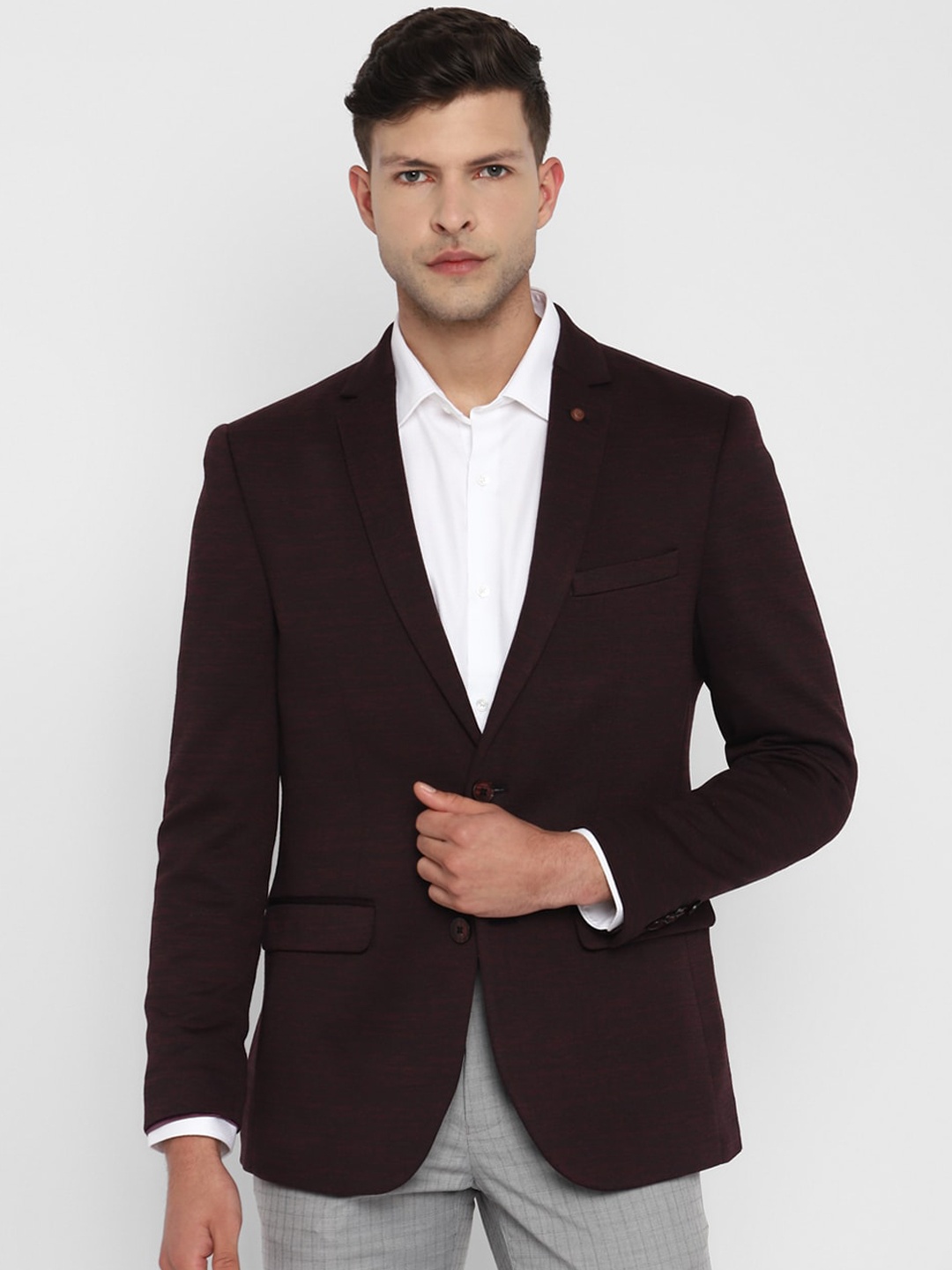 

Turtle Men Maroon Solid Single Breasted Formal Blazer