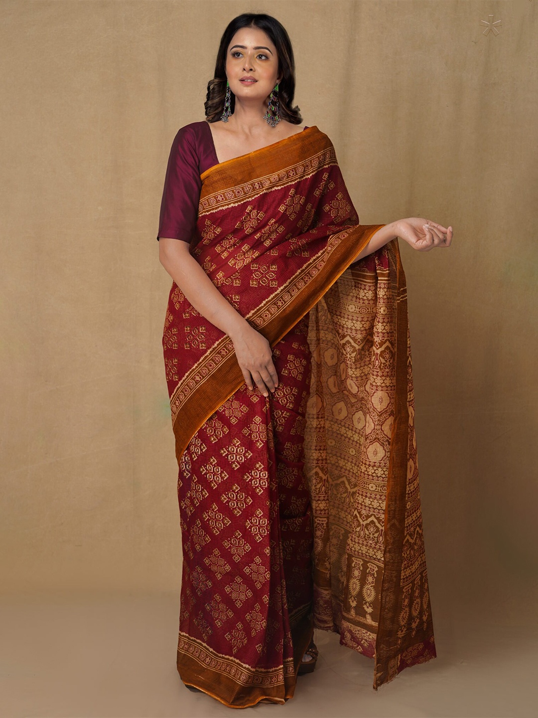 

Unnati Silks Maroon & Brown Ethnic Motifs Pure Cotton Kota Saree