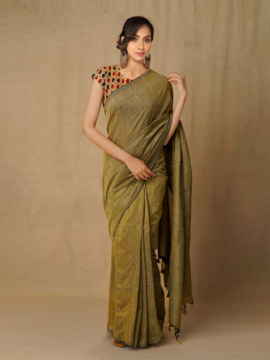 

Unnati Silks Brown Woven Design Pure Linen Jamdani Saree