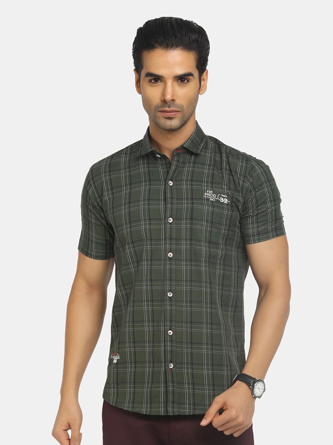 

V-Mart Men Green Checked Cotton Classic Slim Fit Casual Shirt