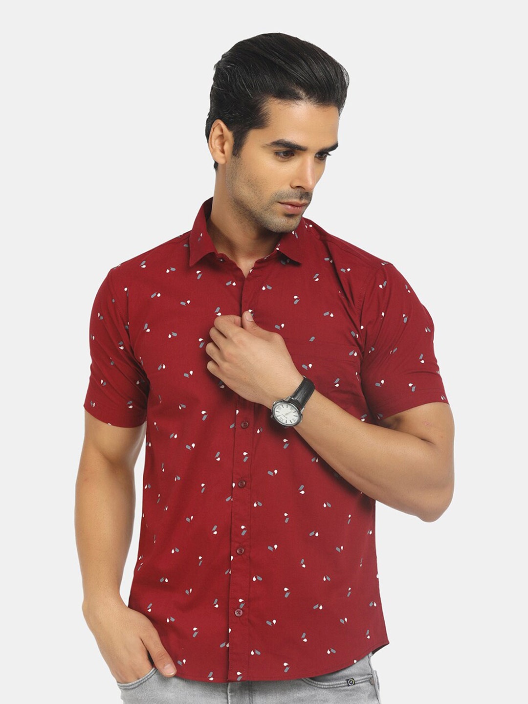 

V-Mart Men Maroon Classic Slim Fit Printed Casual Shirt