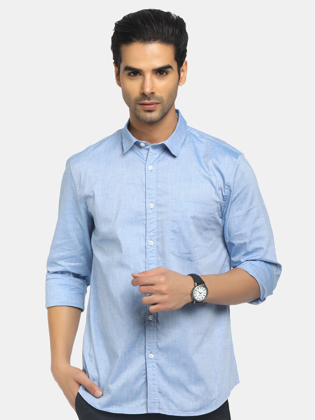 

V-Mart Men Blue Classic Casual Shirt