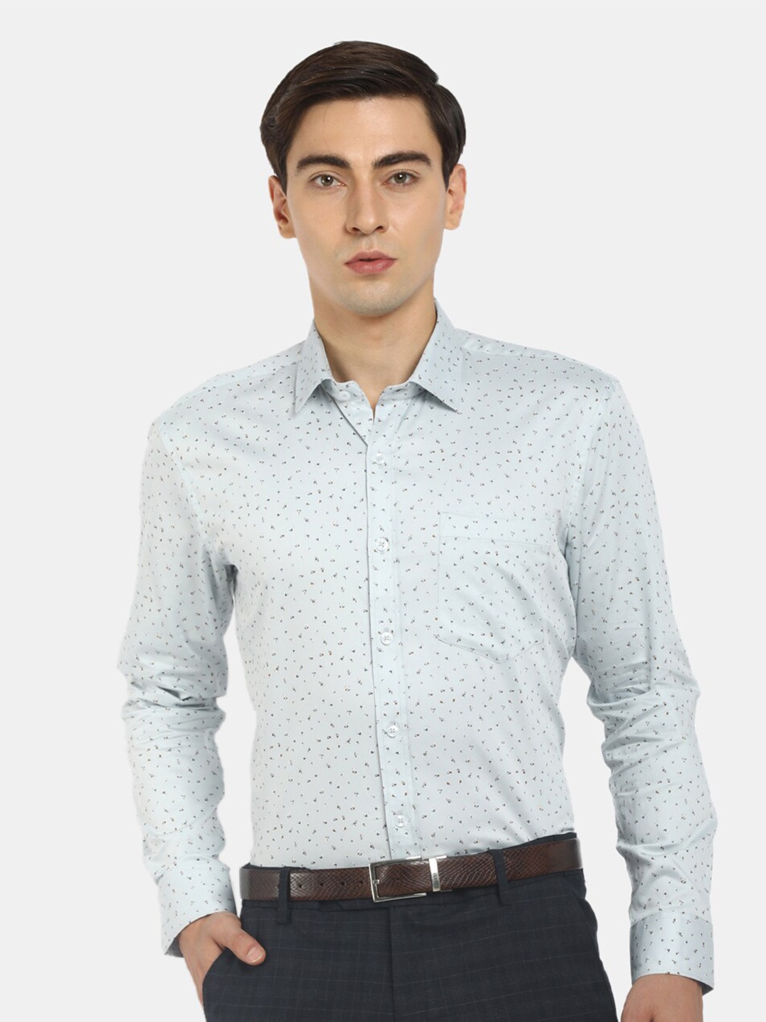 

V-Mart Men Blue Classic Printed Formal Shirt