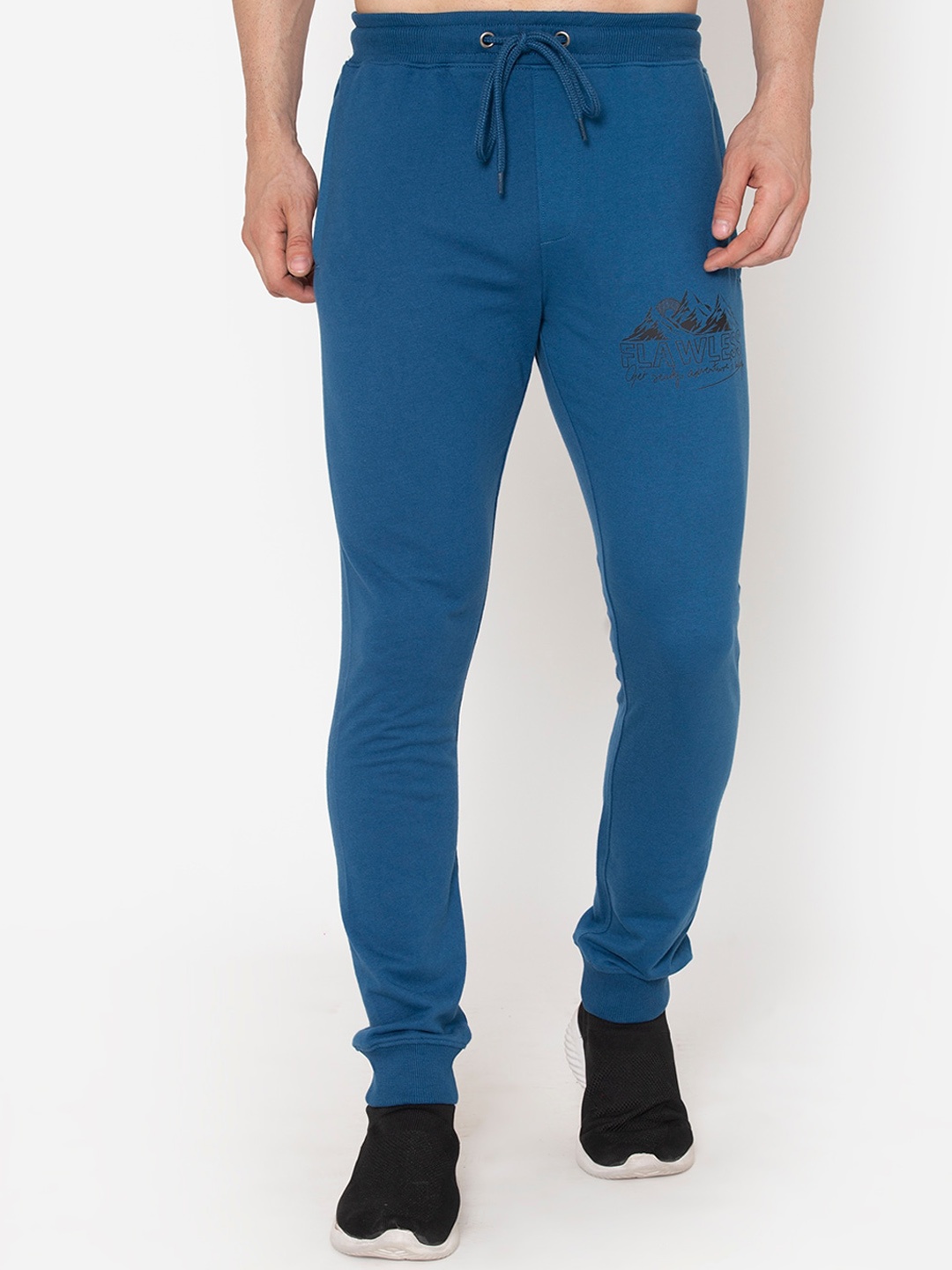 

FLAWLESS Men Blue Printed Cotton Joggers