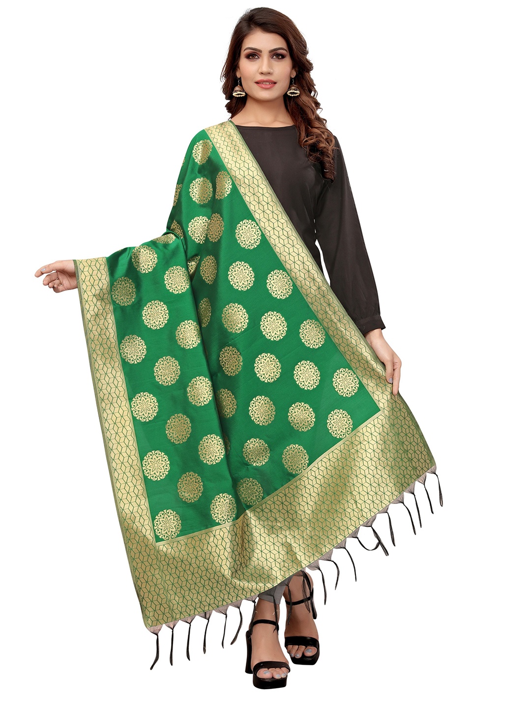 

Kasak Green & Gold-Toned Woven Design Art Silk Dupatta