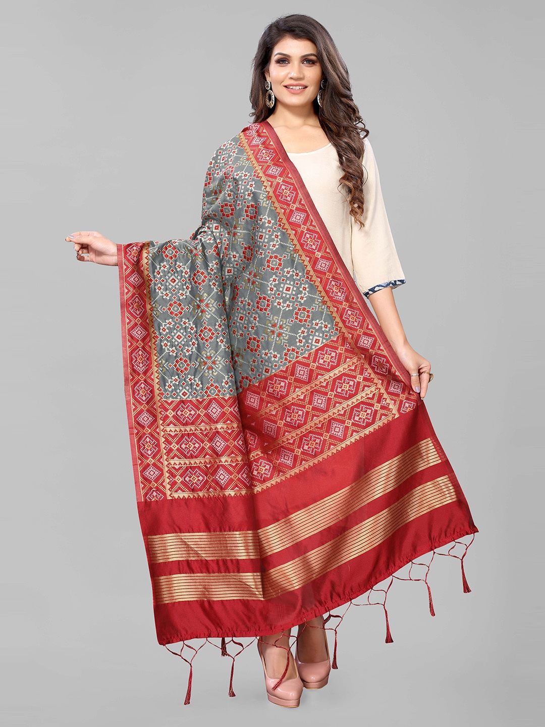 

Kasak Grey & Red Woven Design Art Silk Bandhani Dupatta