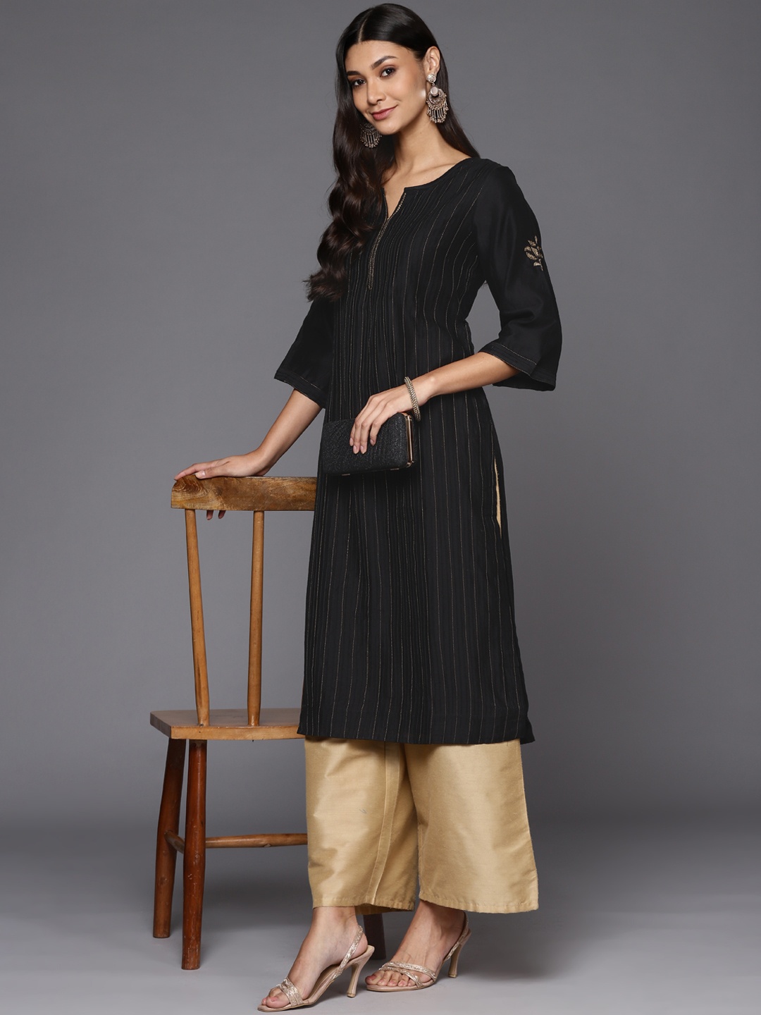 

Fabindia Women Black Cotton Silk Thread Work Kurta