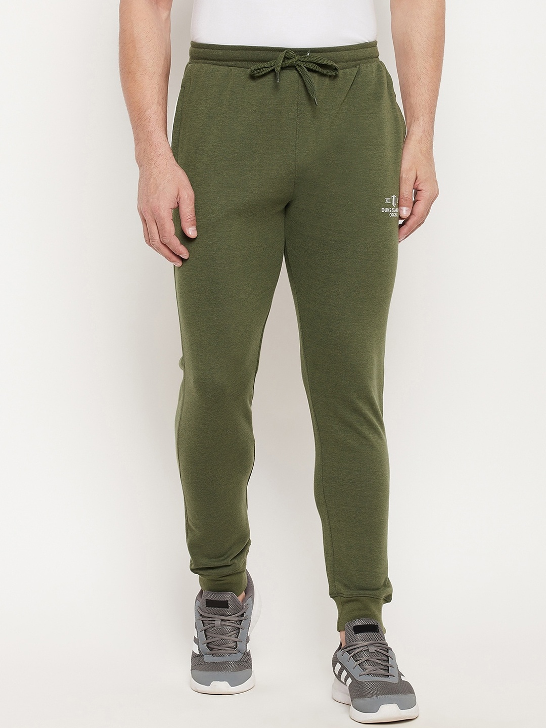 

Duke Men Green Solid Cotton Slim-Fit Joggers