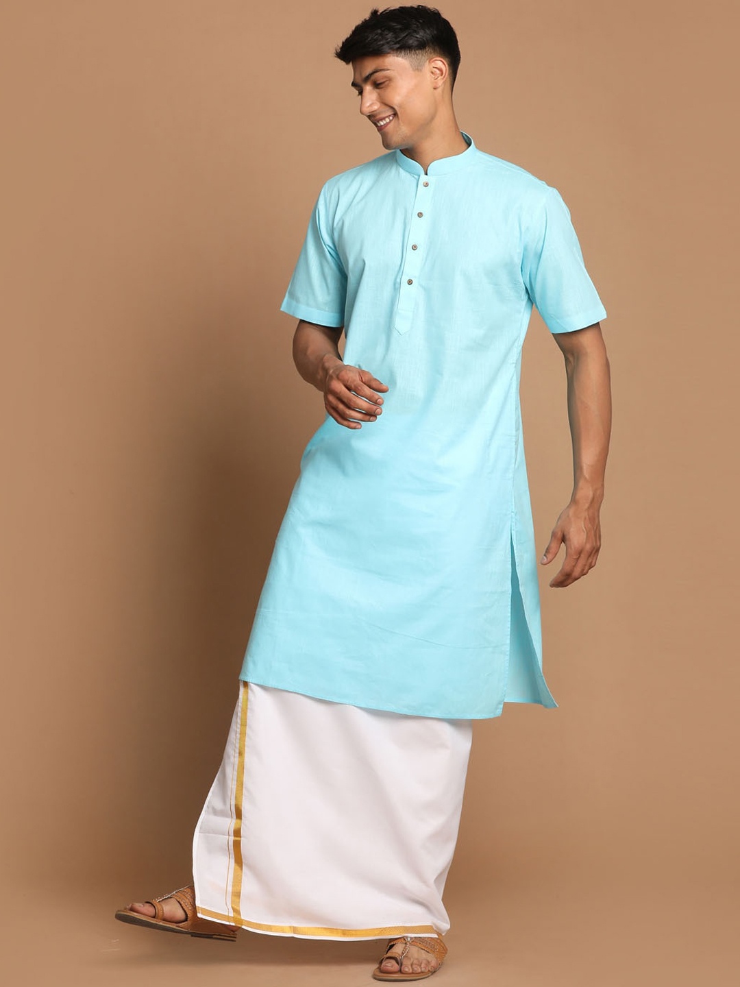 

VASTRAMAY Men Blue Kurta with Mundu Set