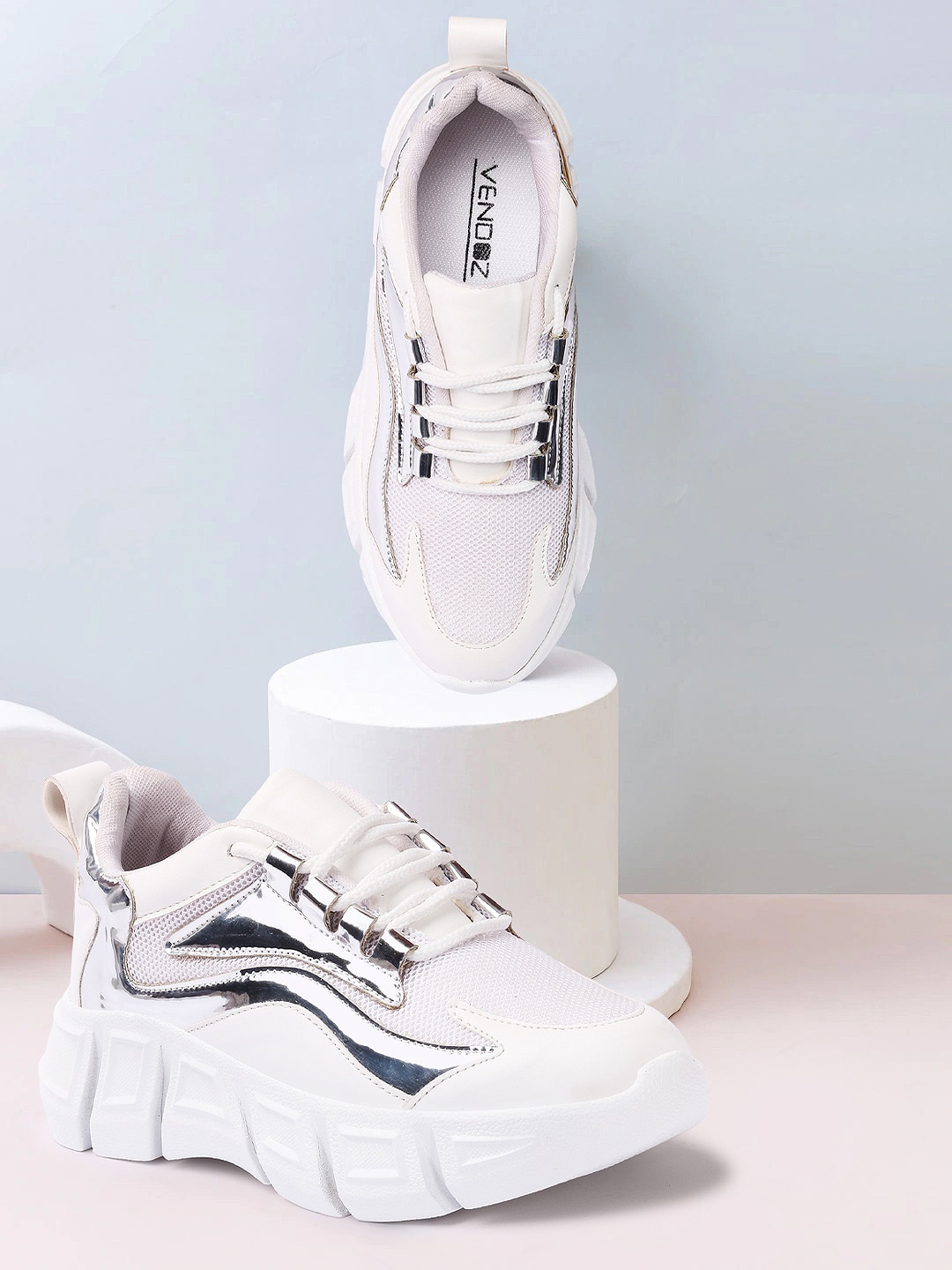 

VENDOZ Women White Colourblocked Sneakers