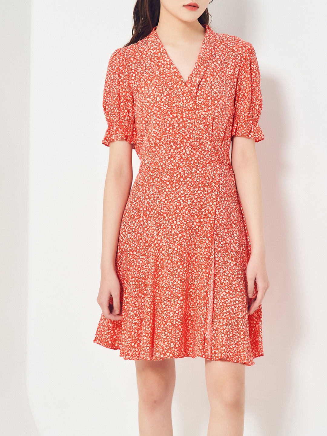 

8seconds Red & Off White Floral Printed Wrap Dress