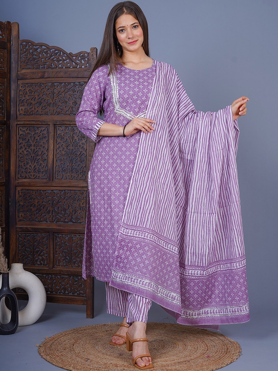 

MEERA FAB Women Lavender Ethnic Motifs Printed Pure Cotton Kurta with Trousers & With Dupatta