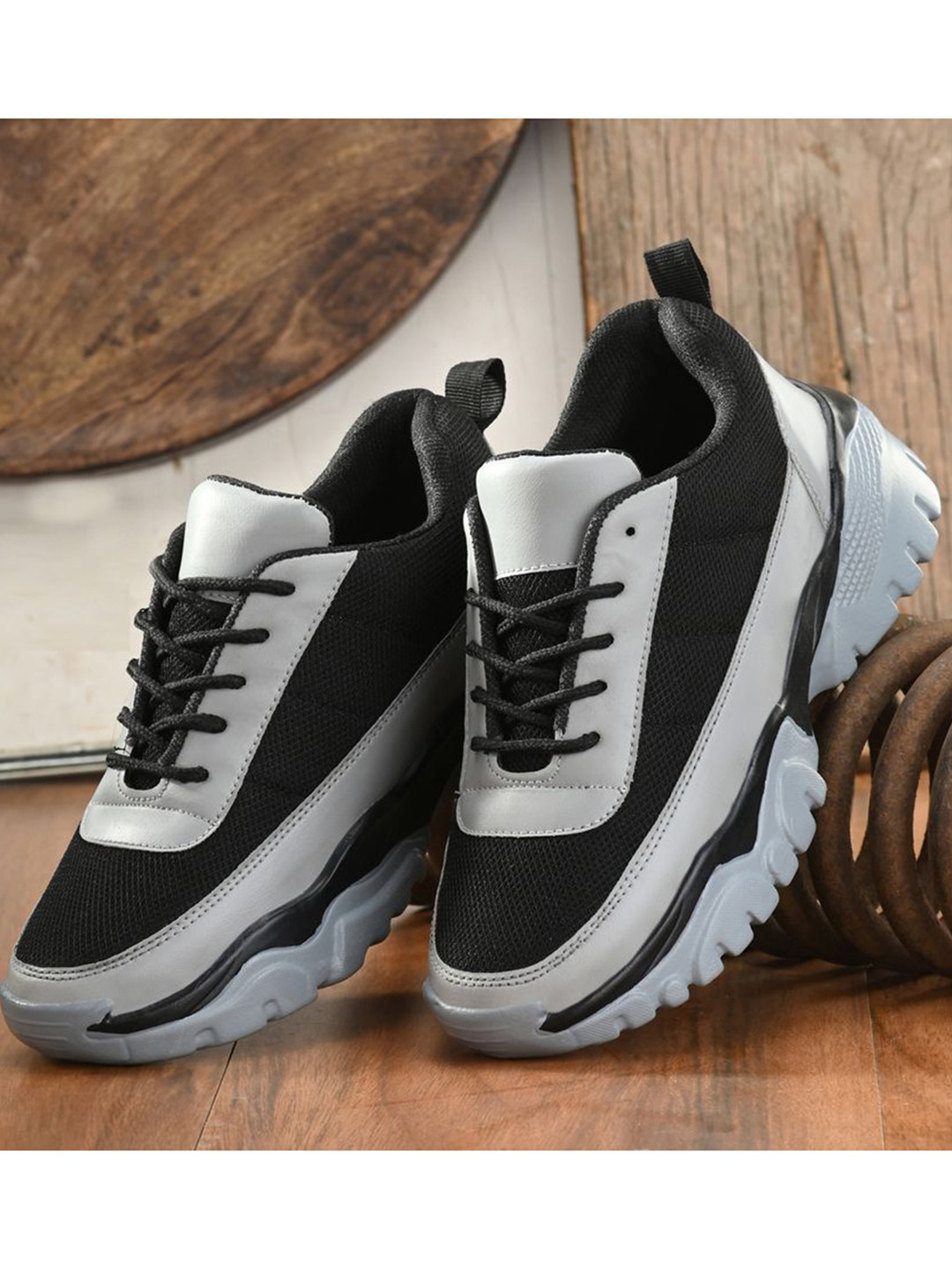 

AROOM Women Black Colourblocked Sneakers