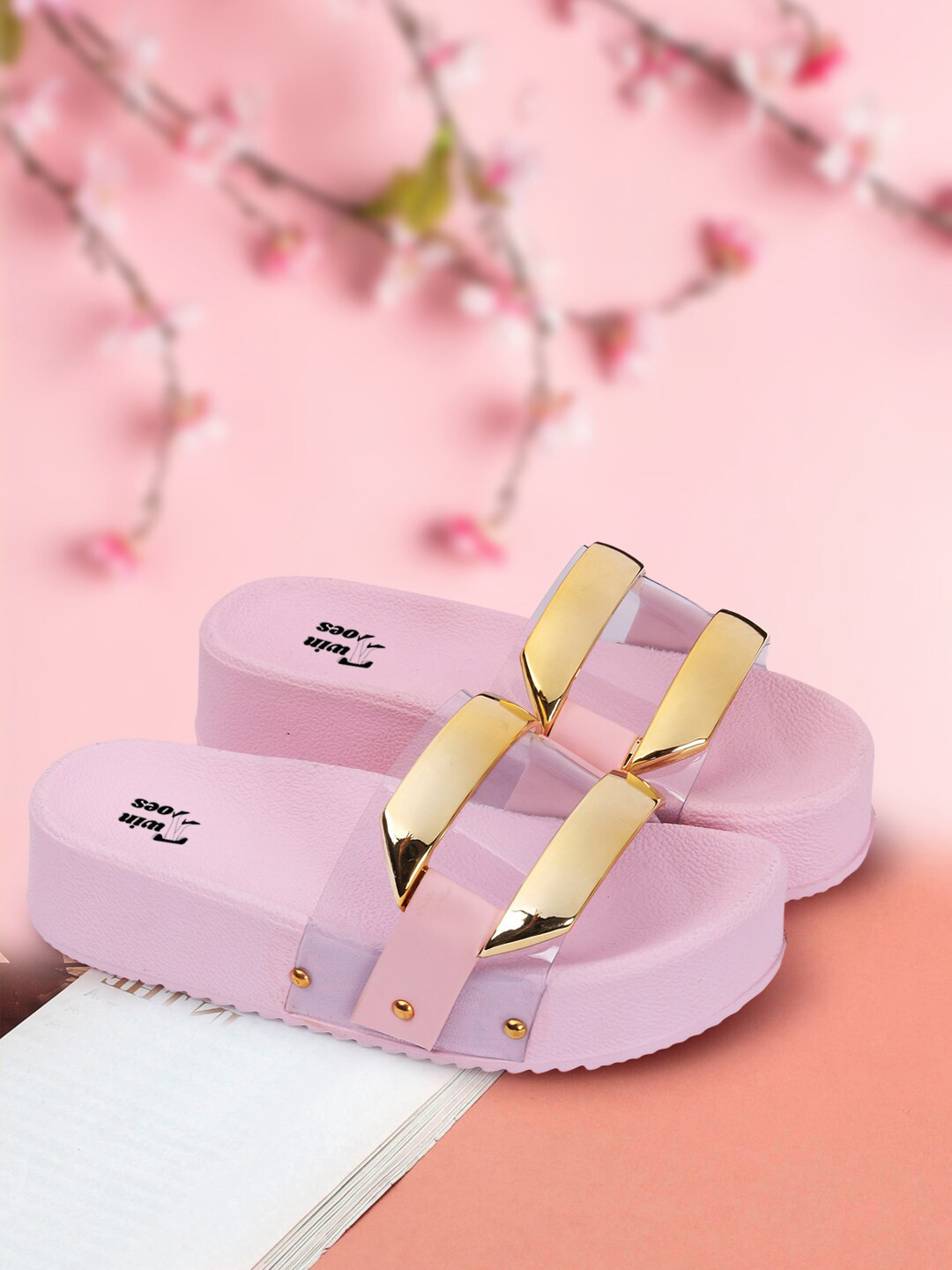 

TWIN TOES Women Pink open toe Flats