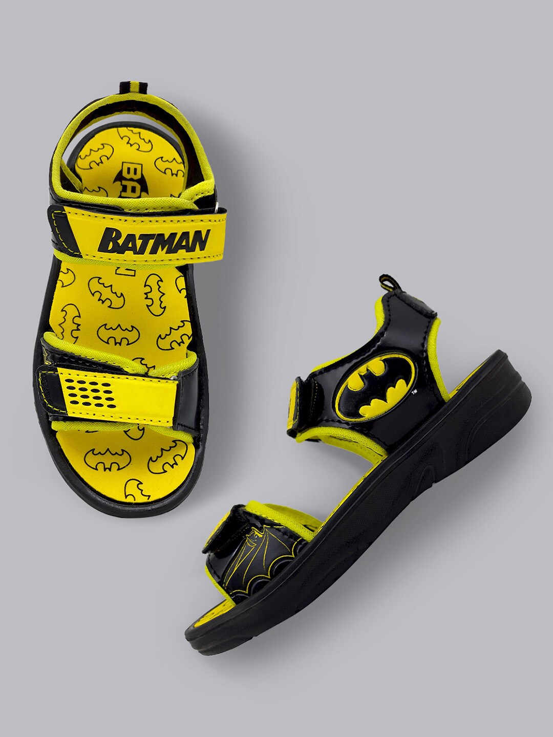 

Kids Ville Boys Yellow & Black Batman Printed Sports Sandals