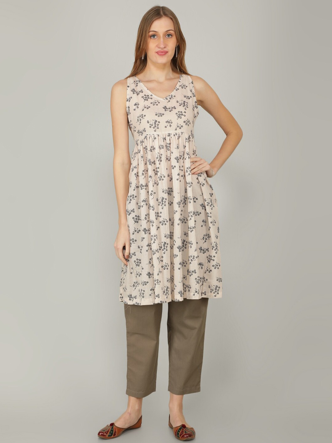 

NAVIYATA Cream-Coloured Floral Dress