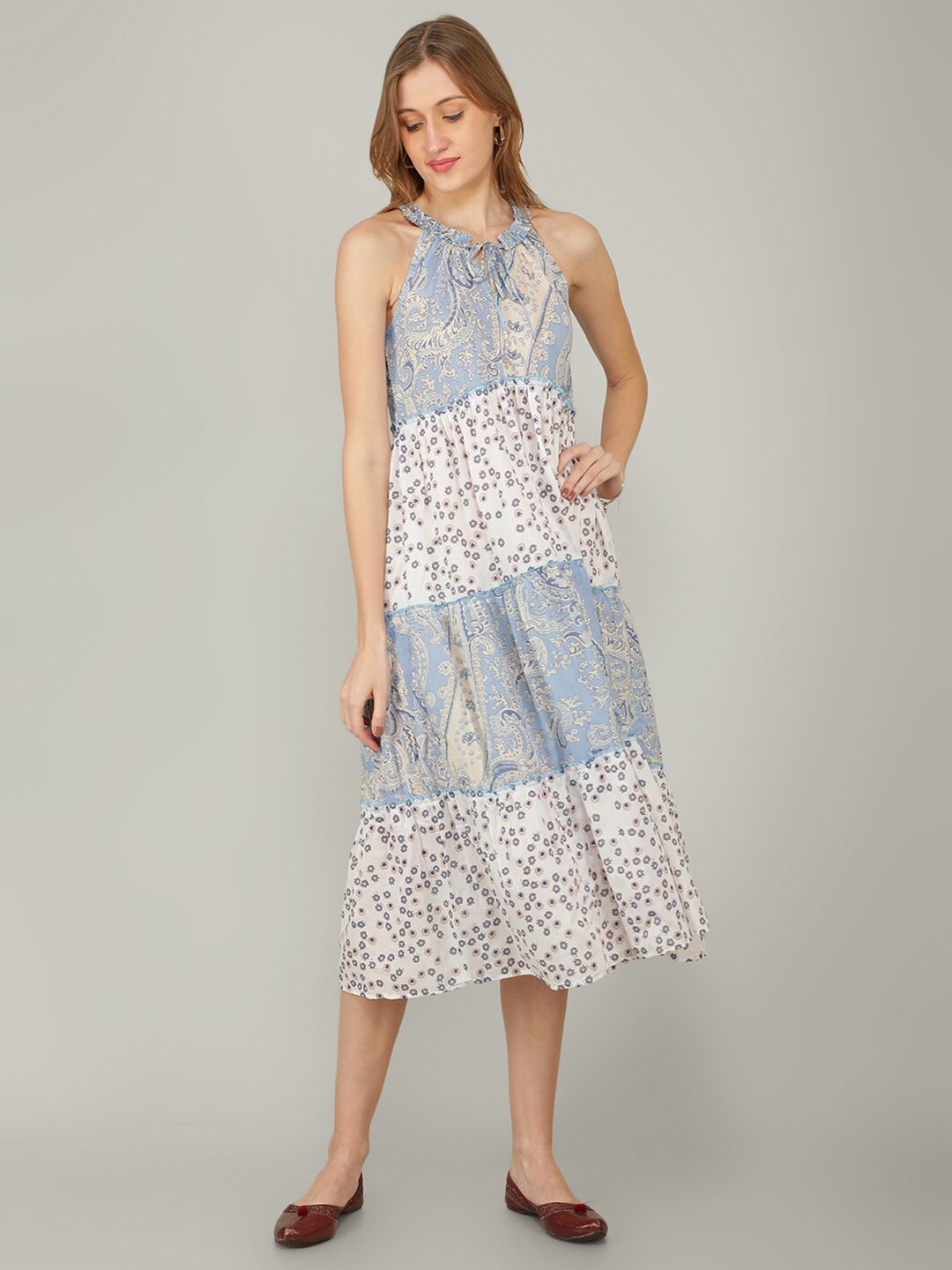 

NAVIYATA White Floral Midi Dress