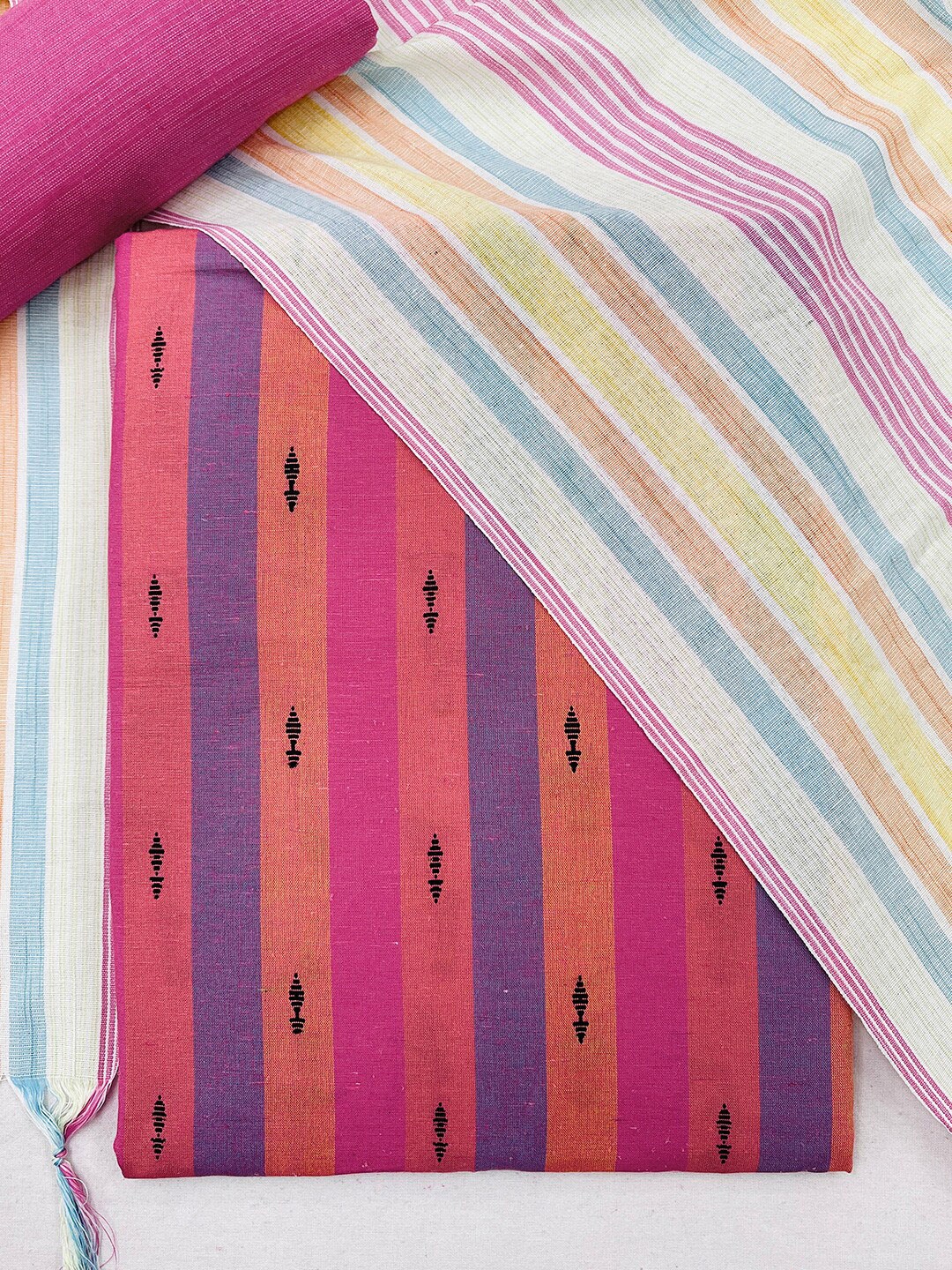

Kvsfab Pink & White Unstitched Dress Material