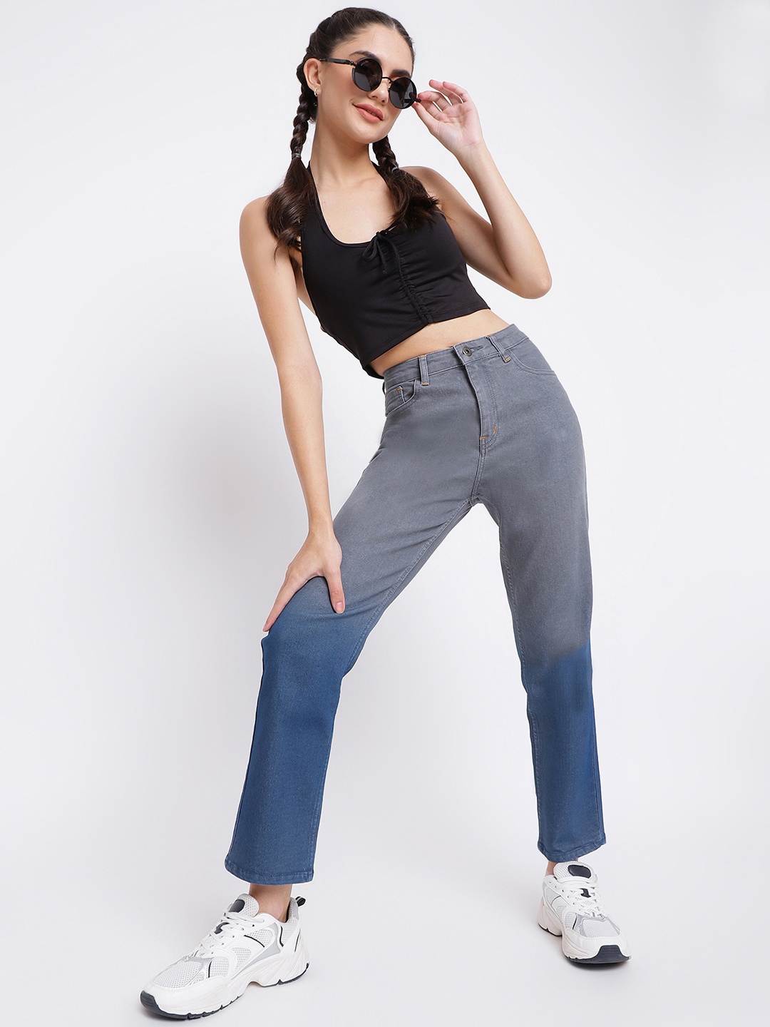 

Belliskey Women Grey Dip Dye Straight Fit High-Rise Non-Stretchable Jeans