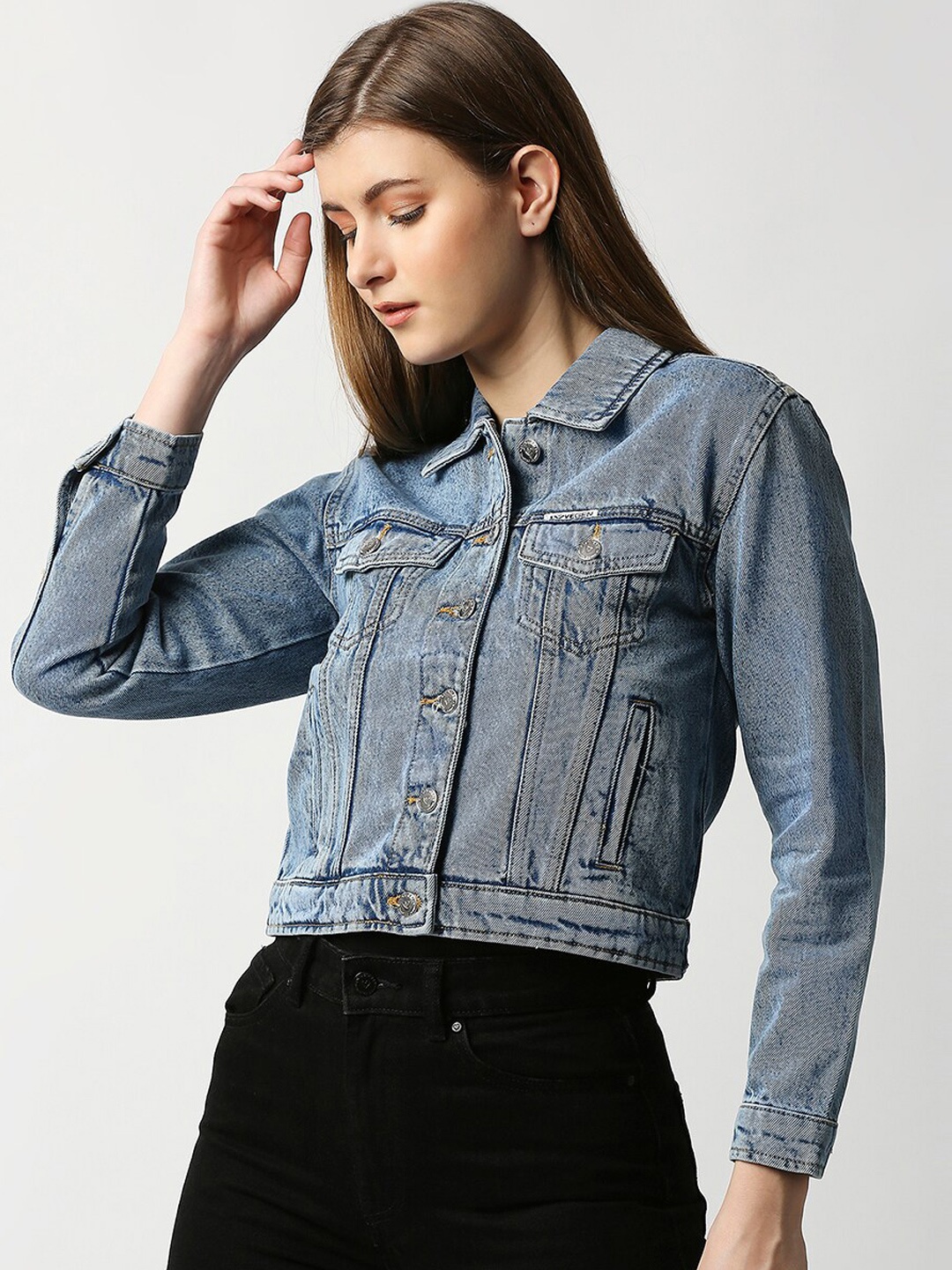 

LOVEGEN Women Blue Washed long sleeve Crop Denim Jacket
