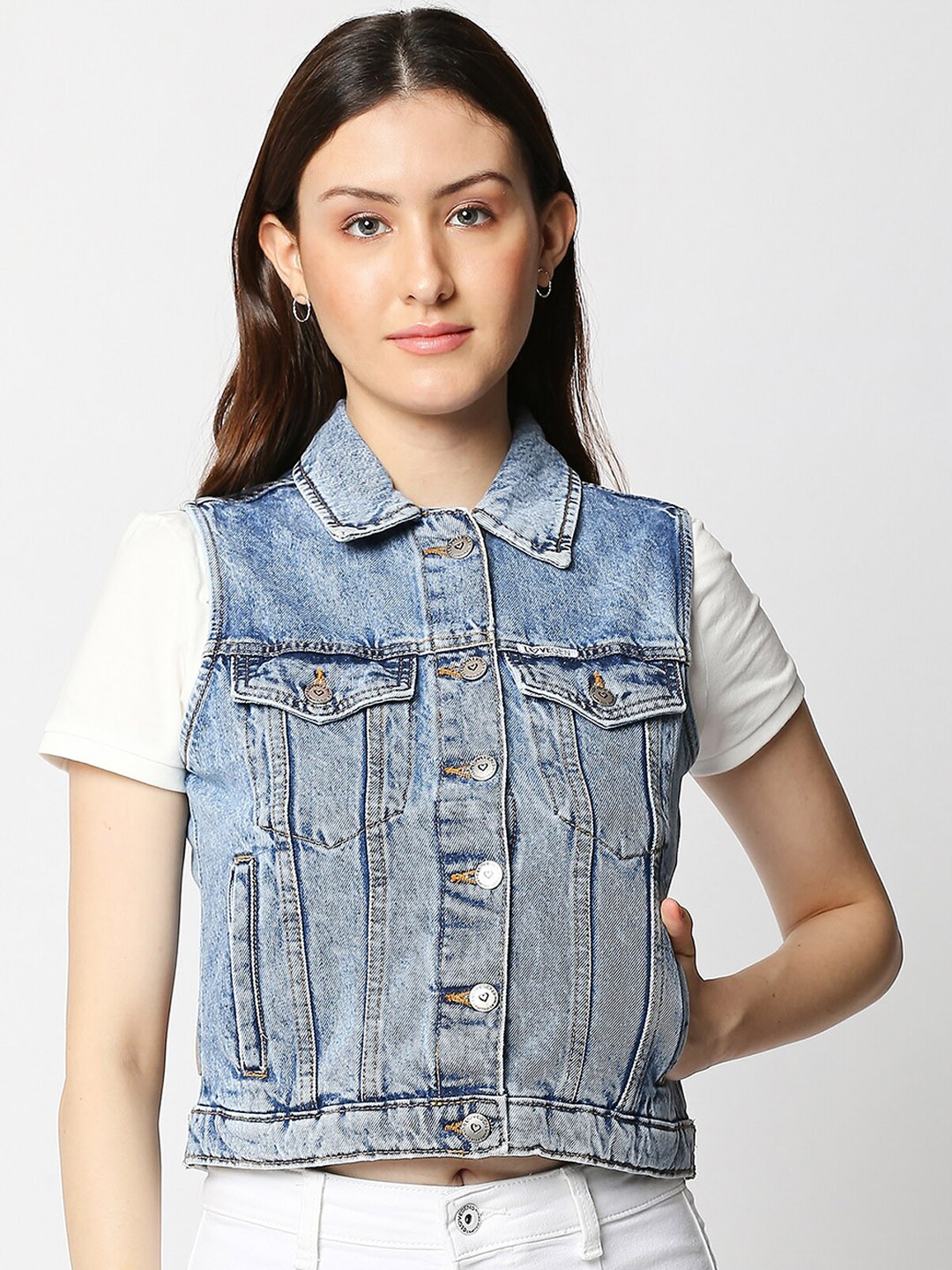

LOVEGEN Women Blue Washed Pure Cotton Crop Denim Jacket
