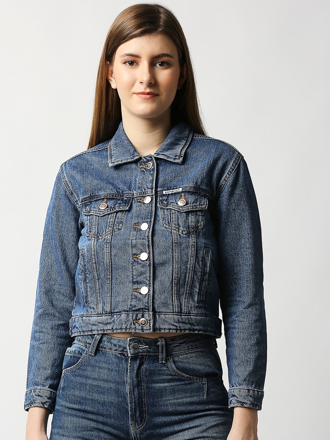 

LOVEGEN Women Blue Washed Pure Cotton Crop Denim Jacket