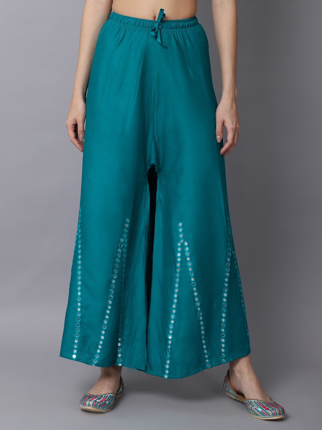 

GRACIT Women Blue & White Flared Ethnic Palazzos