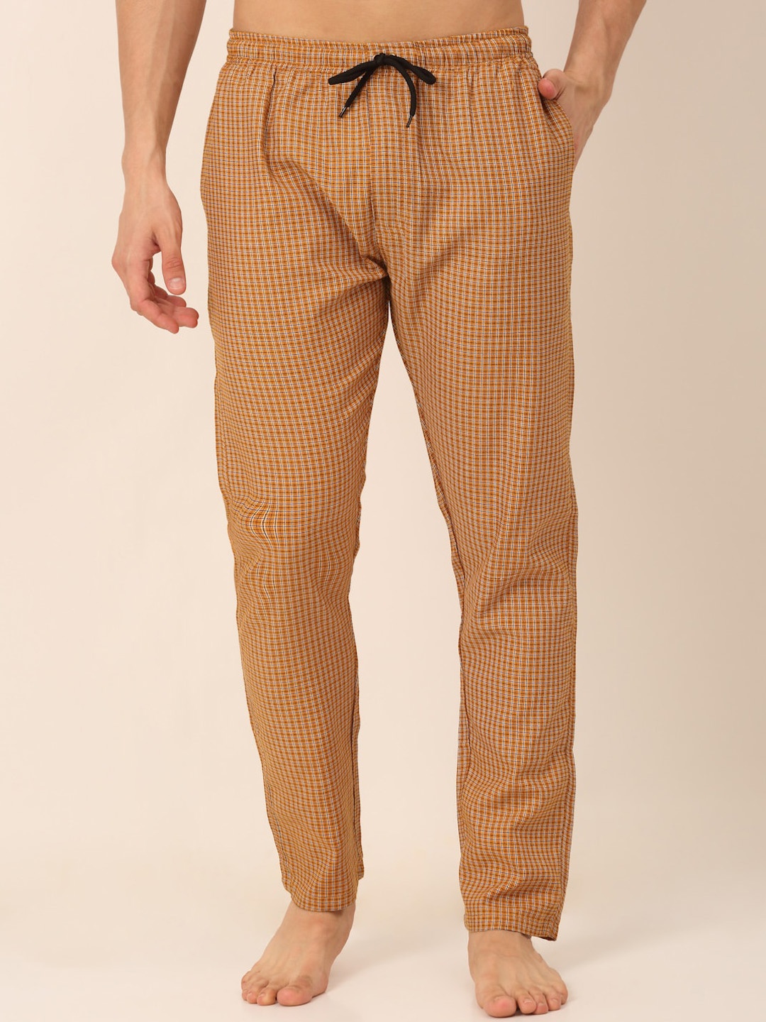 

JAINISH Men Mustard Yellow & White Checked Pure Cotton Lounge Pants