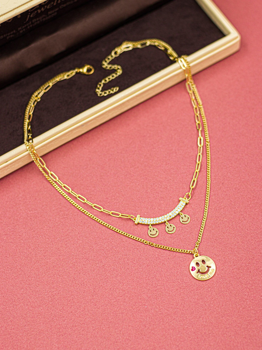 

Bellofox Gold-Plated & White Necklace