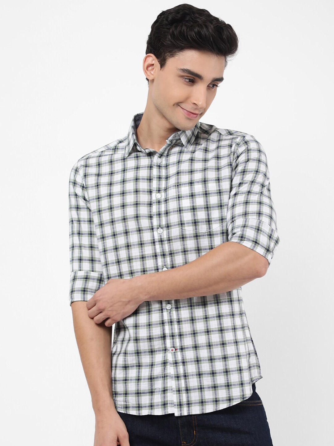 

VASTRADO Men Olive Green Relaxed Checked Casual Shirt