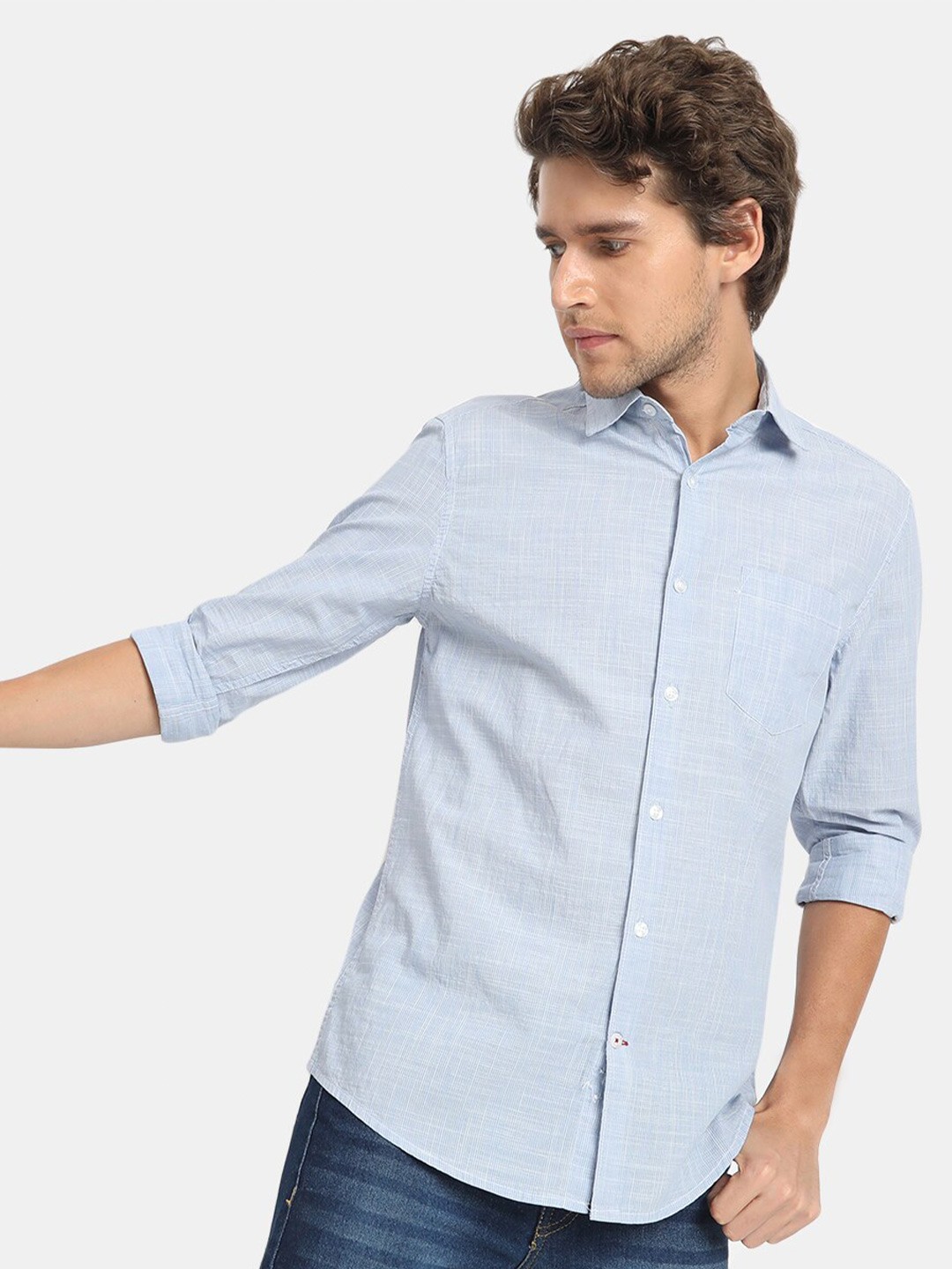 

VASTRADO Men Blue Relaxed Spread Collar Casual Shirt