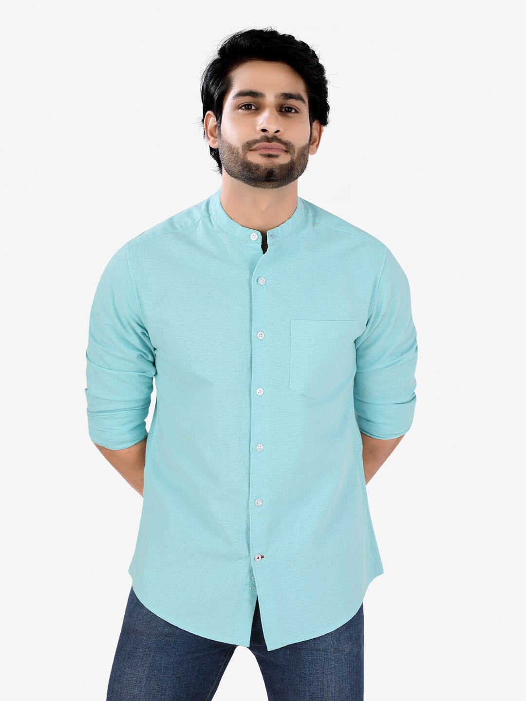 

VASTRADO Men Blue Relaxed Solid Casual Shirt