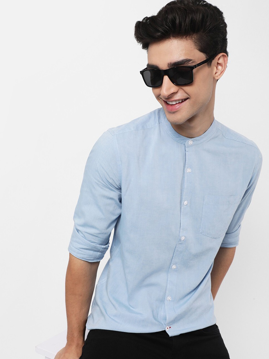 

VASTRADO Men Blue Solid Mandarin Collar Relaxed Fit Casual Shirt