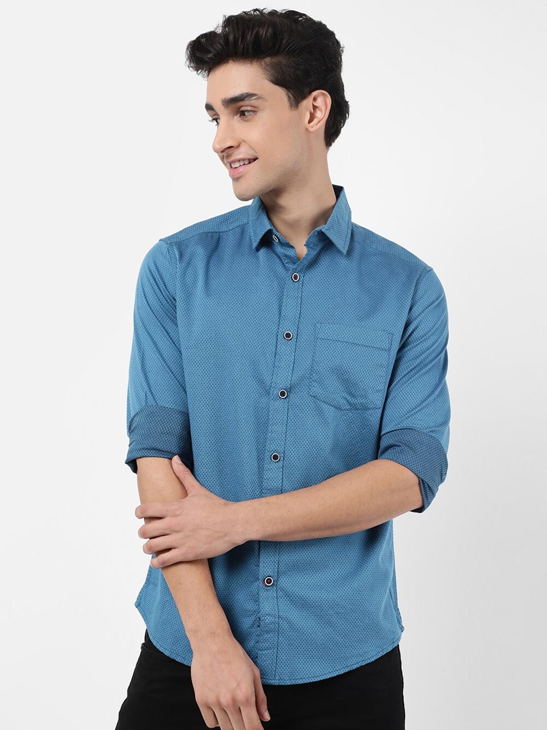 

VASTRADO Men Teal Relaxed Casual Shirt