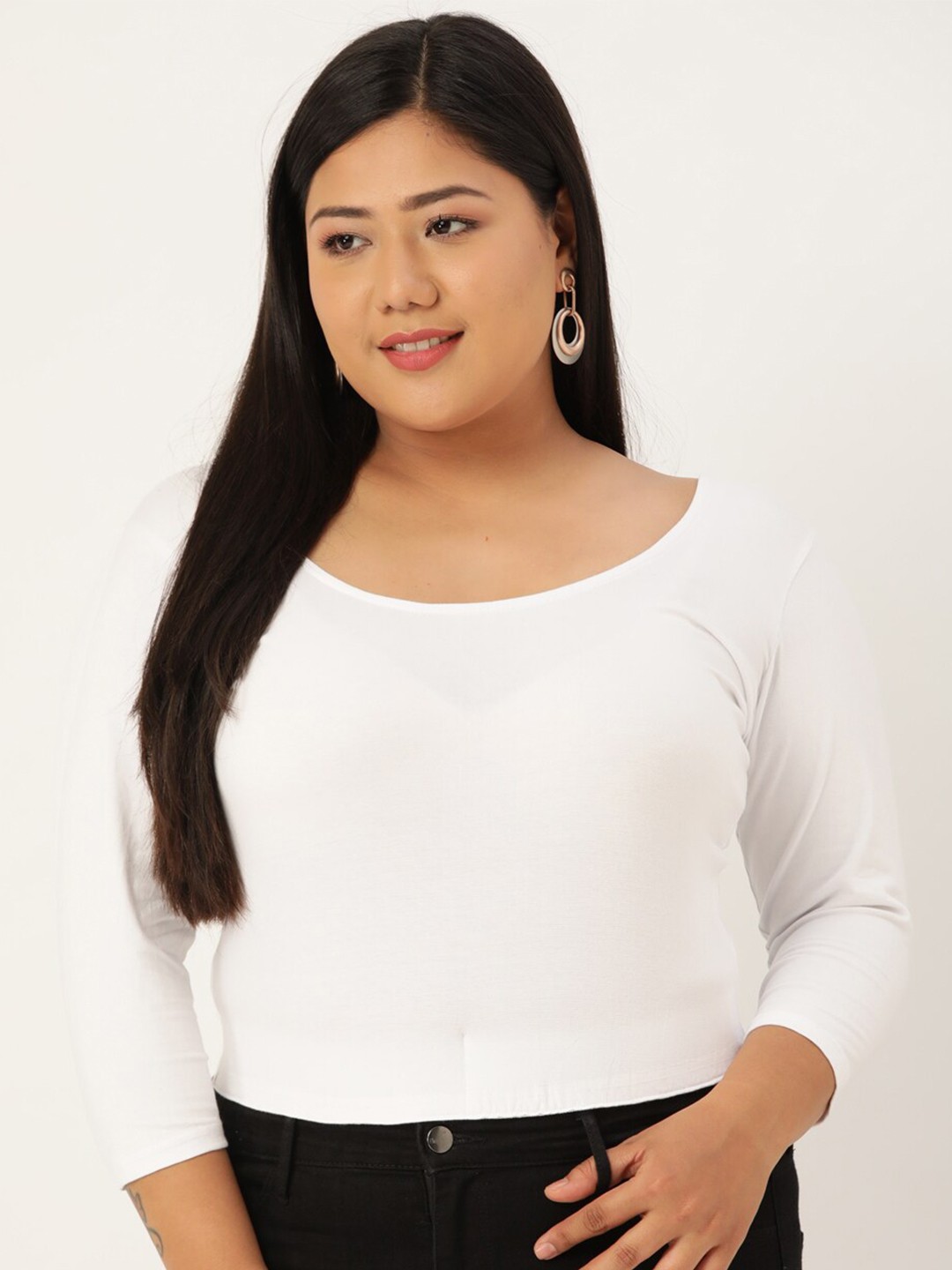 

theRebelinme women's White Top