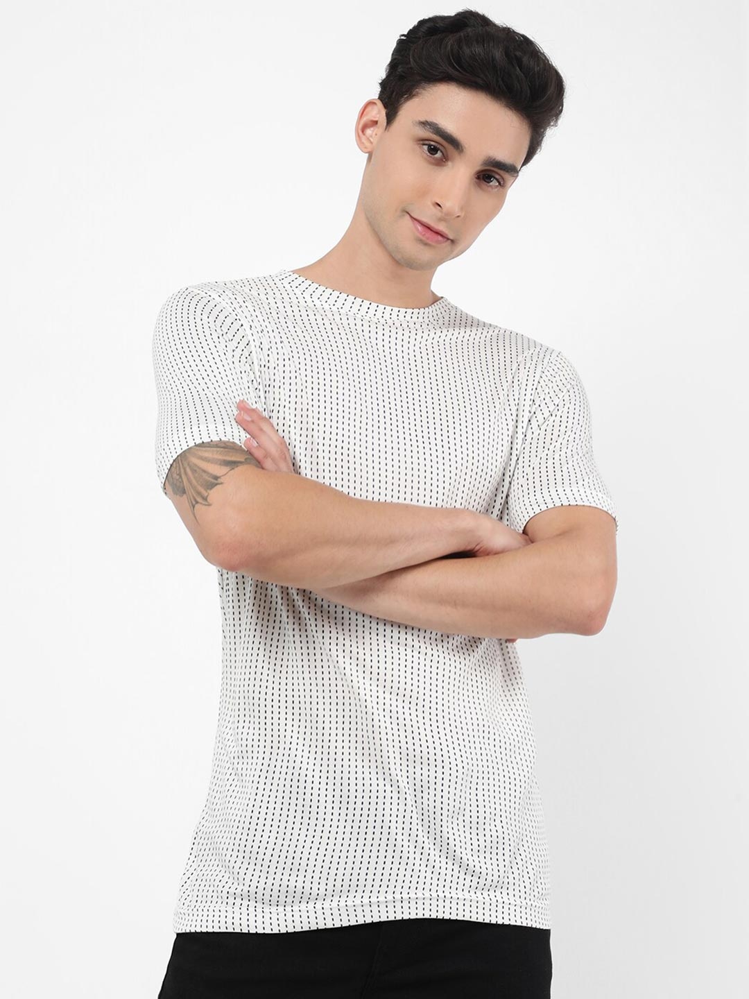 

VASTRADO Men White & Black Printed Cotton T-shirt