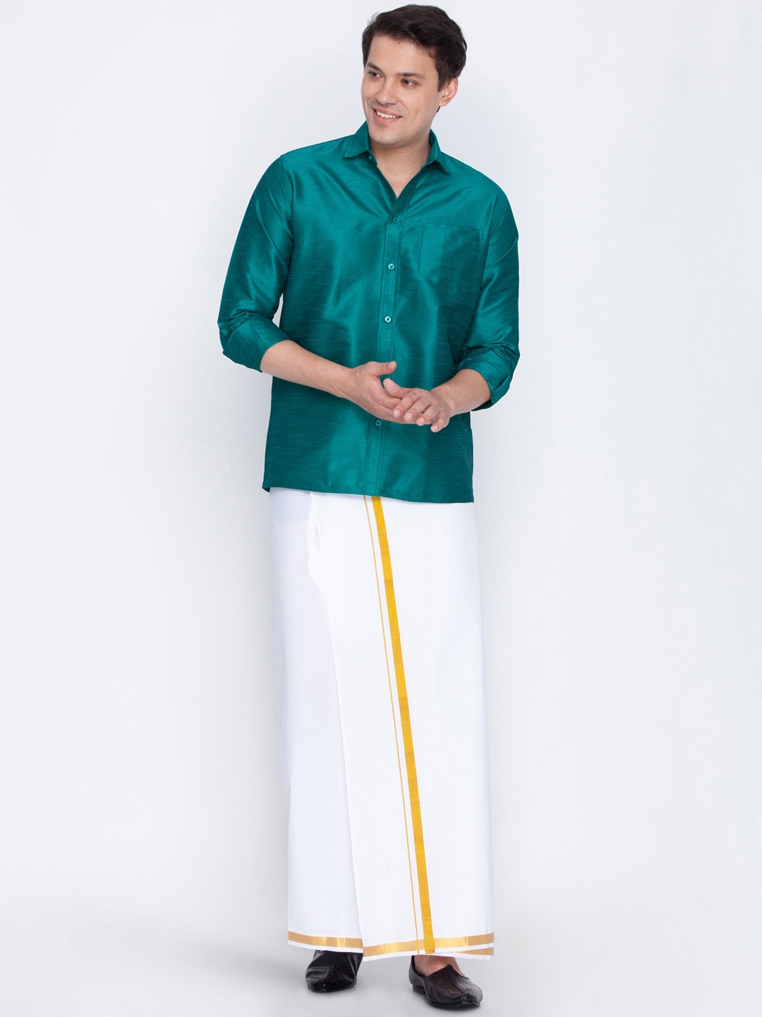 

VASTRAMAY Men Green & White Shirt with Dhoti Pants