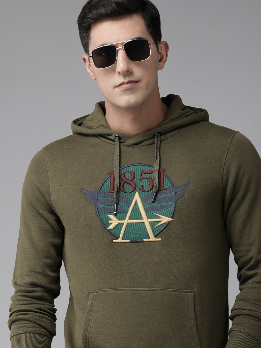 

Arrow Men Olive Green Brand Logo Embroidered Hooded Pullover Sweatshirt