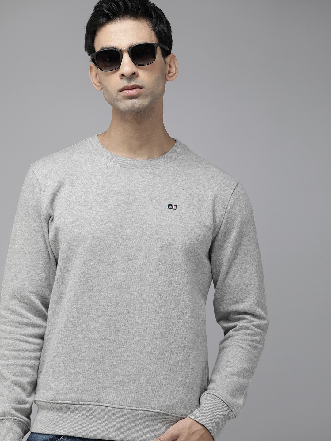 

Arrow Men Solid Round Neck Knitted Sweatshirt, Grey melange