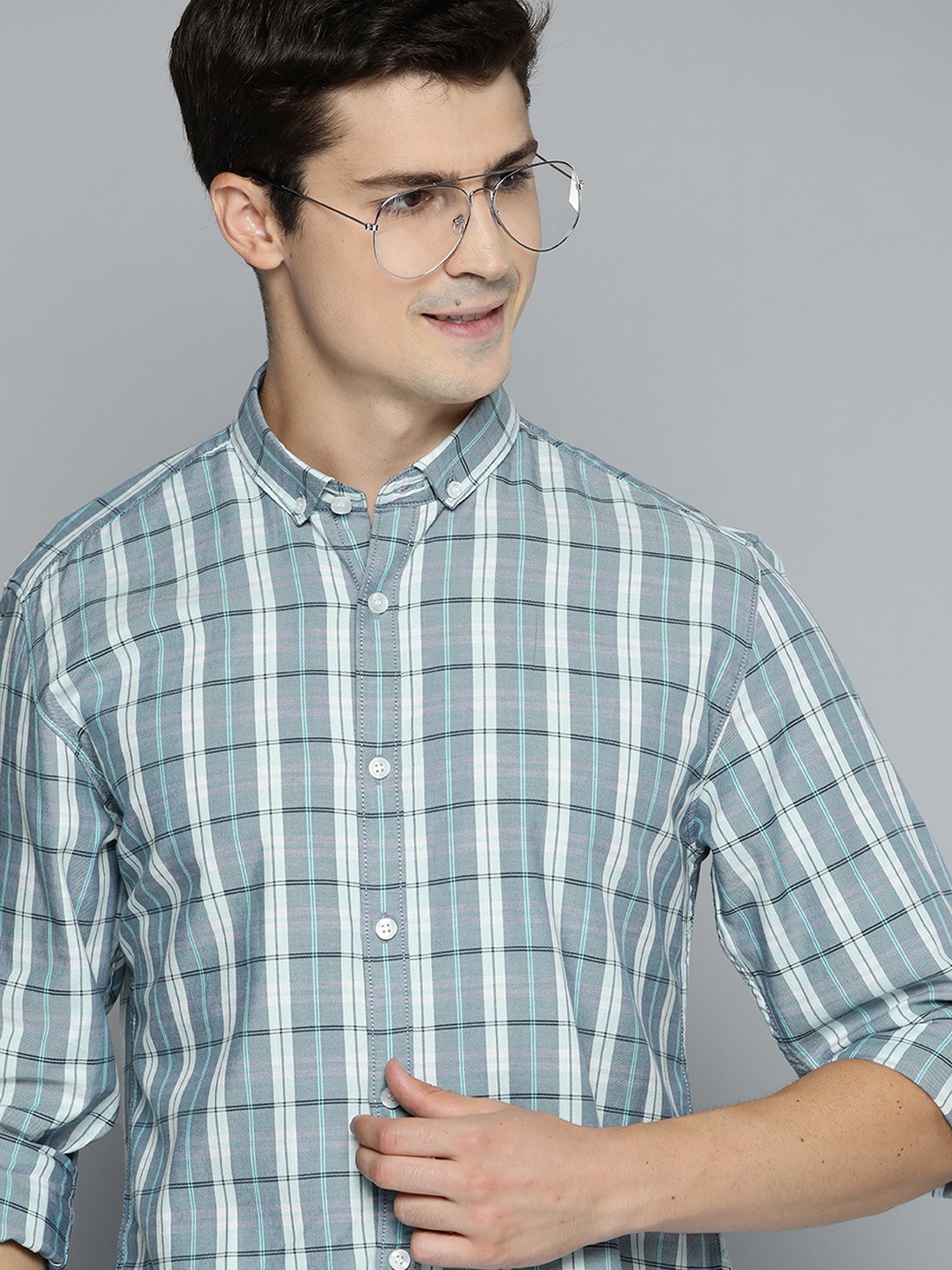 

Mast & Harbour Men Blue & White Tartan Checked Pure Cotton Casual Shirt