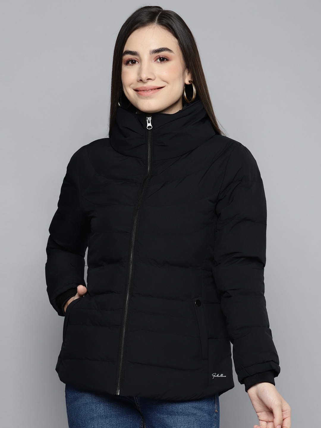

Fort Collins Women Black Solid Padded Jacket