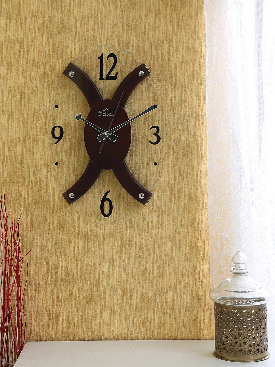 

Safal Brown Dial 35 cm x 25 cm Oval Analogue Wall Clock