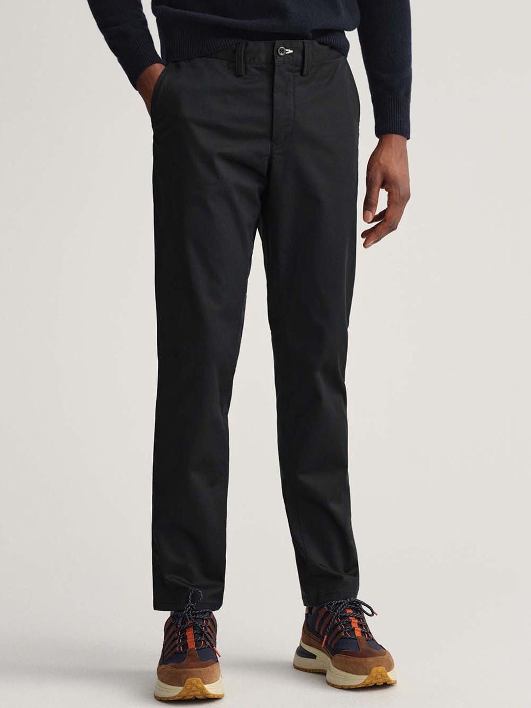 

GANT Men Black Slim Fit Trousers