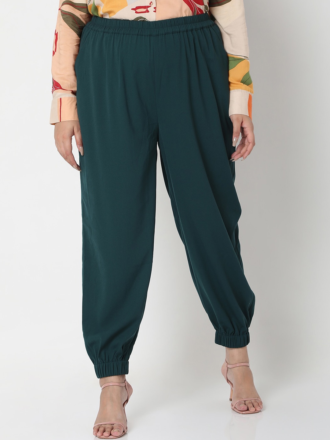 

VERO MODA CURVE Women Green Solid Joggers