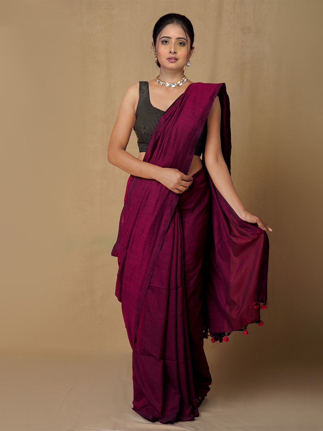 

Unnati Silks Pink Woven Design Pure Linen Jamdani Saree