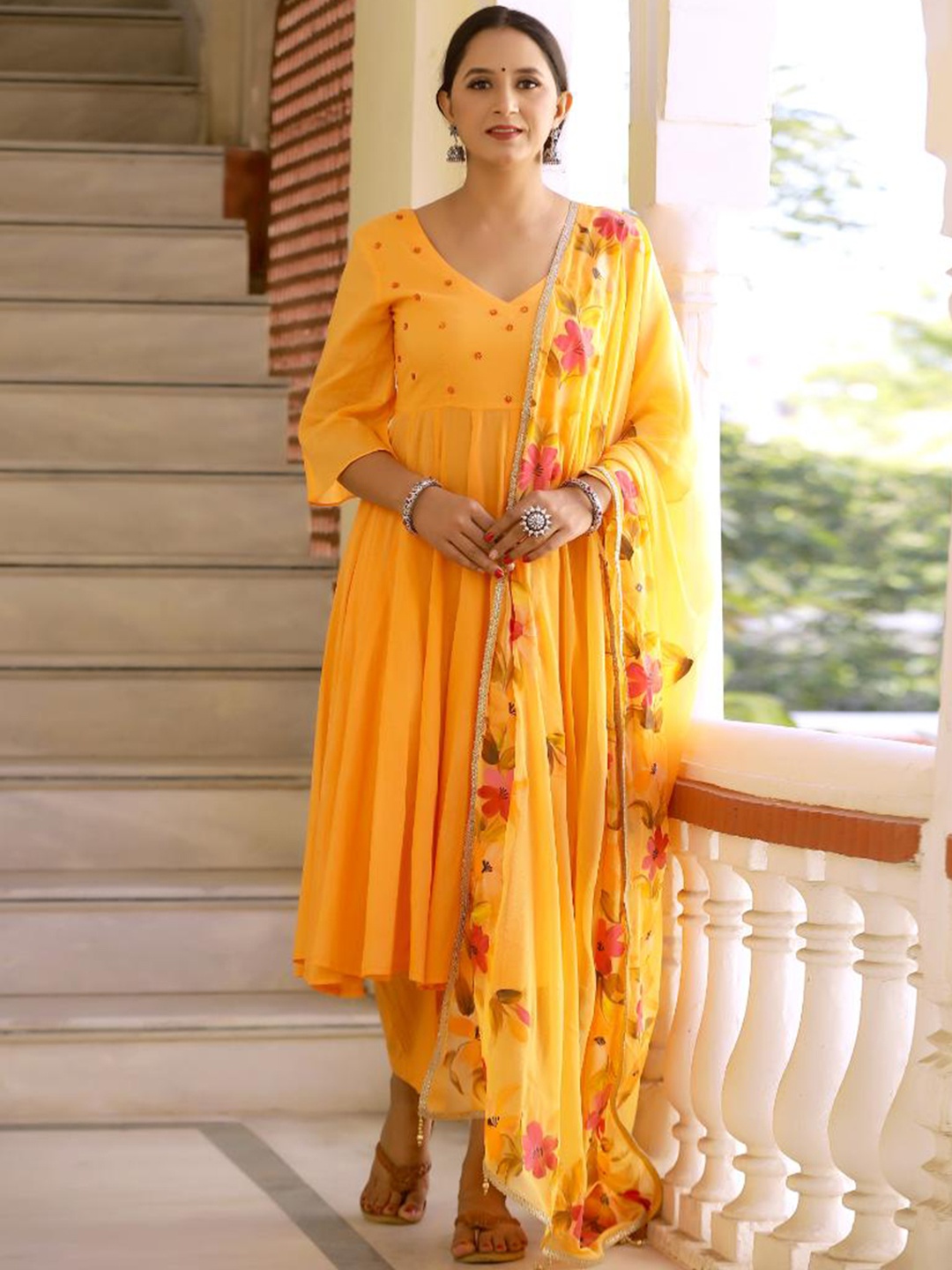 

Baisacrafts Women Orange Pure Cotton Kurta with Trousers & With Dupatta