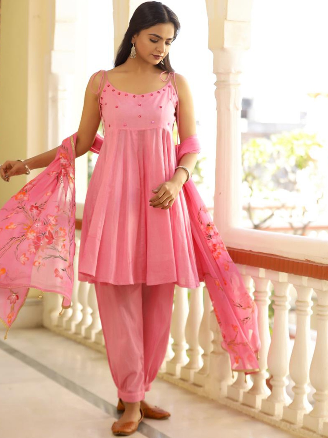 

Baisacrafts Women Coral Hand Painted Pure Cotton Kurta & Trousers With Dupatta