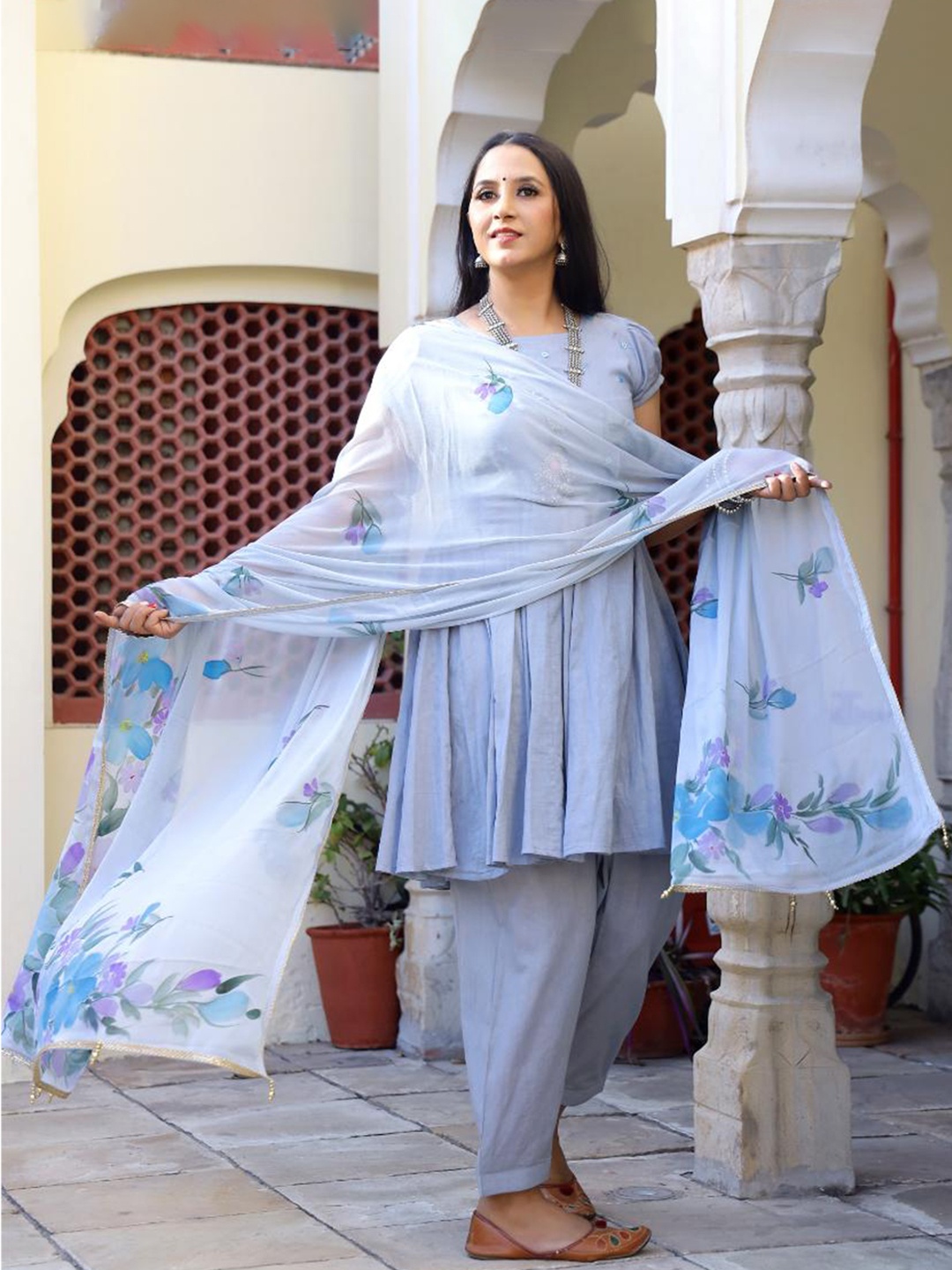 

Baisacrafts Women Grey Ethnic Motifs Pure Cotton Anarkali Kurta Set