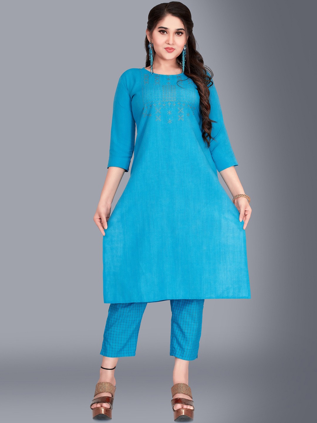 

Ayukti Women Turquoise Blue Printed Yoke Design Kurta with Trousers