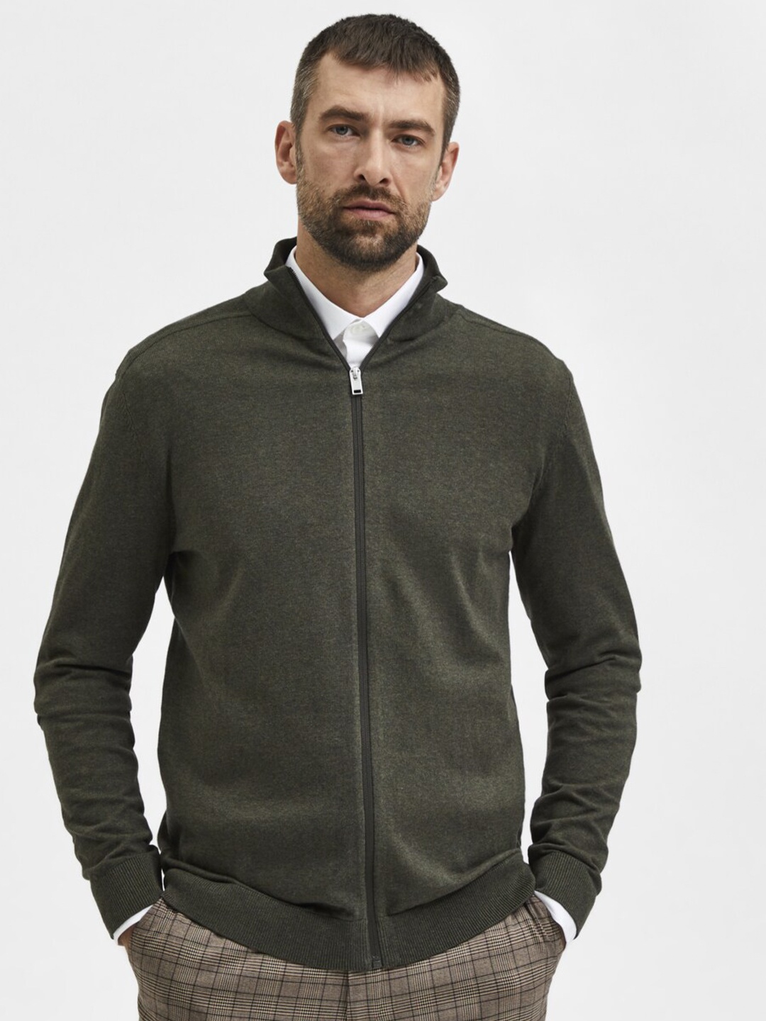

SELECTED Men Green Solid Cardigan